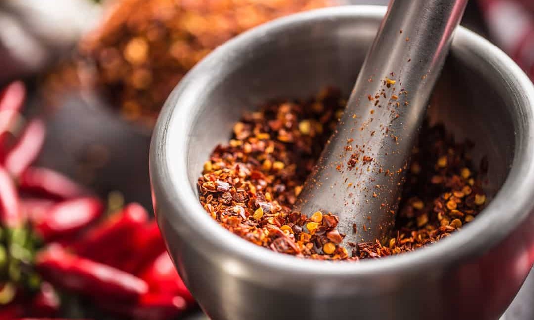 what makes pepper effective against mice
