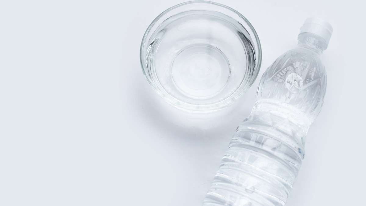How to get rid of ground moles with vinegar - spray